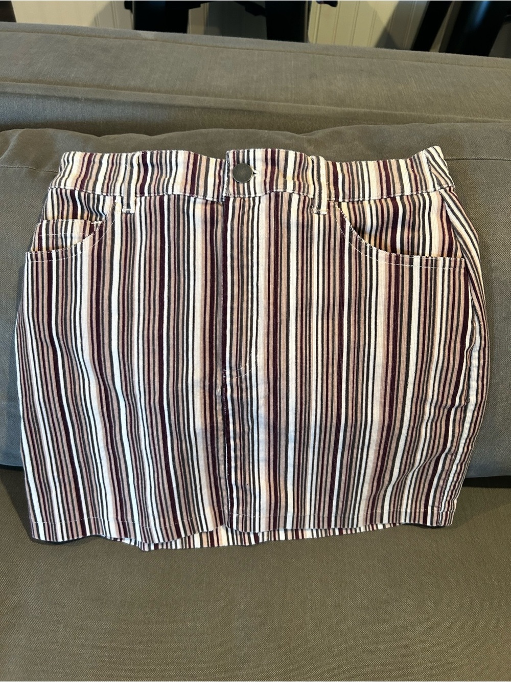 Forever 21 Striped Mini Skirt in White and Burgundy
